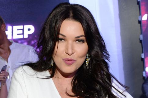 «Купила дачу с огромным прудом»: Дубцова показала загородные «владения»