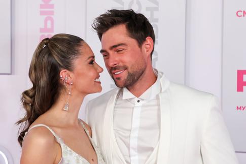 До мурашек: Муцениеце впервые подтвердила беременность