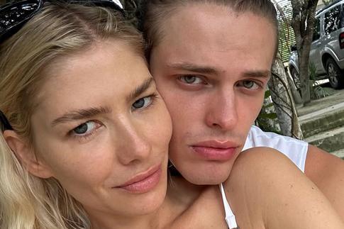 Перминова поделилась кадрами с Романовым на фоне сообщений о кризисе в паре