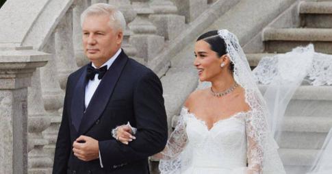 Ксения Бородина объяснила, почему ее к алтарю вел муж Ольги Орловой