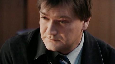 Актер сериалов Павел Сухов потерял 127 тысяч рублей, снимая деньги в трех банкоматах