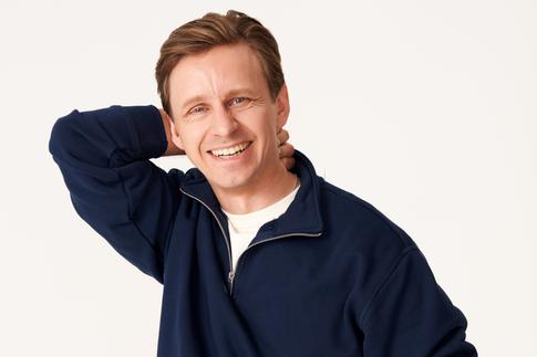 Александр Мартынов: «Жене неприятно, когда меня атакуют поклонницы»