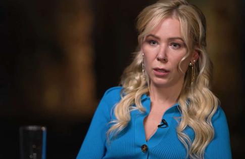 «Караулят в самолетах»: возлюбленная Shaman пожаловалась на фанатов