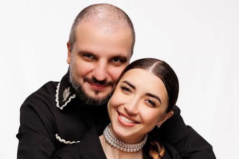 «Второй час в болоте рефлексии»: недавно вышедший из психлечебницы Позов разводится с женой