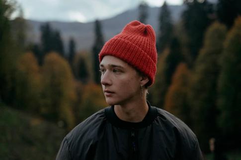 «Мы расписывали храм с 7 утра до 7 вечера»: звезда драмы «Снегирь» — о переломном периоде в жизни