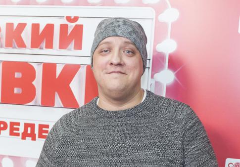 «Надеюсь, зритель не заметит»: у актера сериала «Полицейский в Рублевки» случился рецидив рака