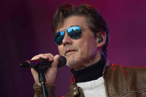 «Организм сдается»: солист A-ha Мортен Харкет рассказал о неизлечимой болезни