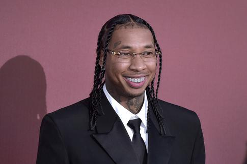 Прилетевший в Москву рэпер Tyga погулял со стриптизершами на полмиллиона рублей