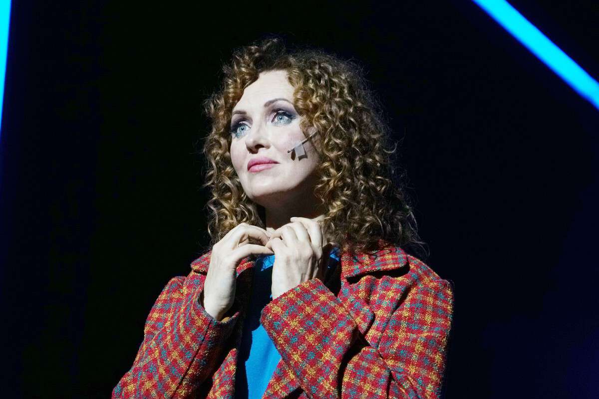 Елена Ксенофонтова