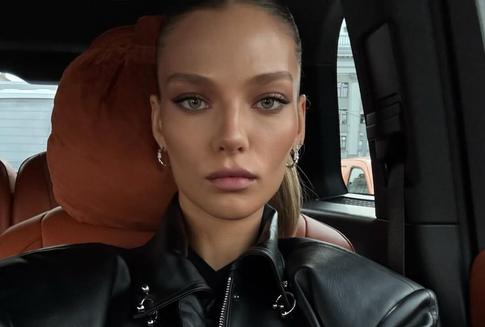 «Разрыв!»: Алеся Кафельникова приняла участие в креативной фотосессии