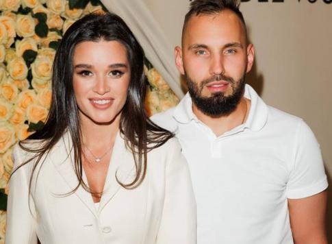 «Хватит, я сто раз сказала!»: Ксения Бородина публично поставила Сердюкова на место