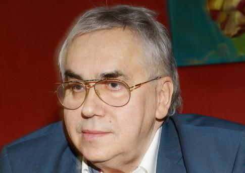 «Хрустальные бусы»: Садальский поведал, как Мордюкова учила его охлаждаться в жару