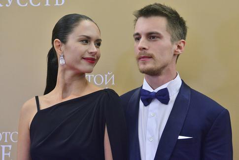 Иван Янковский показал романтичное фото с Дианой Пожарской