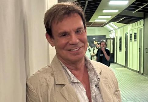 «Аполлон»: представшего в плавках Ефима Шифрина сравнили с божеством