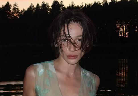 «Настюшка возвращается»: Ивлеева осчастливила фанатов пикантными кадрами