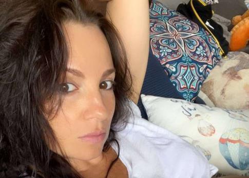 «Это адок»: Светлана Светикова пожаловалась на родительские чаты