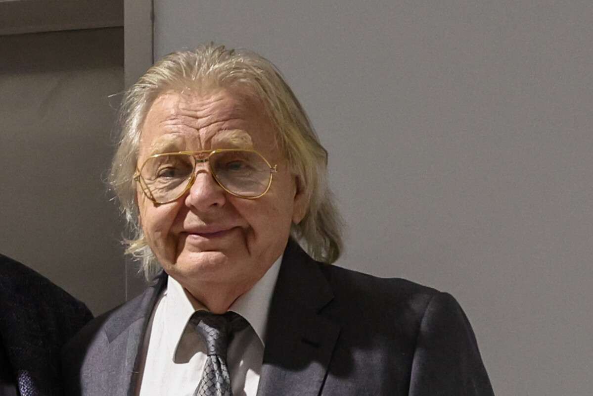 ЮРИЙ АНТОНОВ