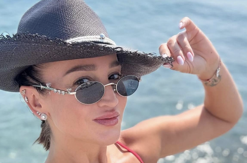 Ольга Бузова пошутила про отсутствие личной жизни: «Есть свои плюсы»