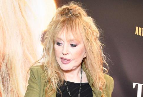 Алла Пугачева оказалась связана с Дибровой и ее нынешним любовником Товстиком