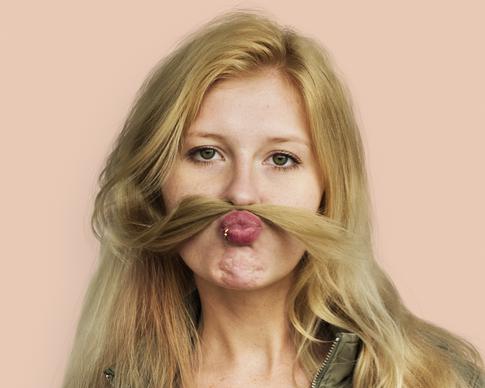 Гирсутизм: что делать, если растут «мужские» волосы