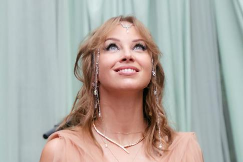 «Возникла пауза»: Диброва высказалась о предстоящем разводе с мужем