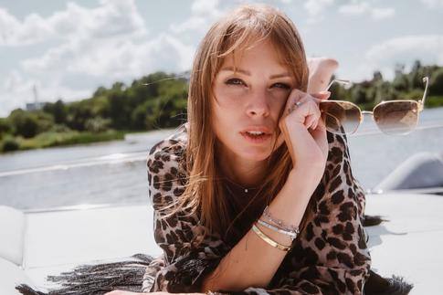 «Моя жизнь — мои правила»: исхудавшая жена Диброва заявила о приятных переменах