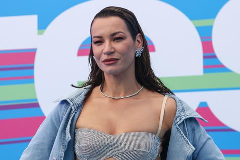 «Пристегиваем ремни»: Ида Галич рассказала, почему ее дочери повезло при рождении