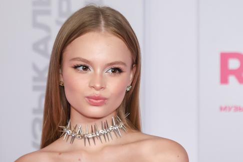 Милана Стар опубликовала фото с Леоном Кемстачем в день его рождения