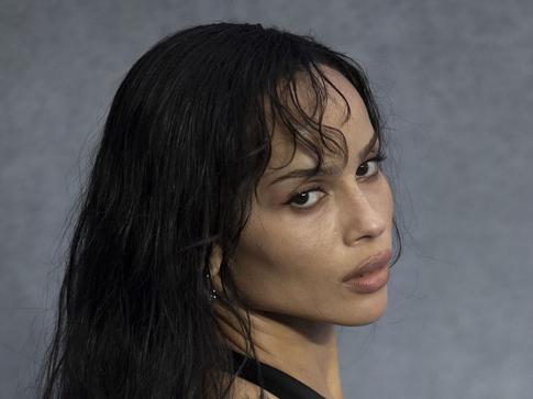 Посягнула на святое: Зои Кравиц разнесли за критику ситкома «Друзья»