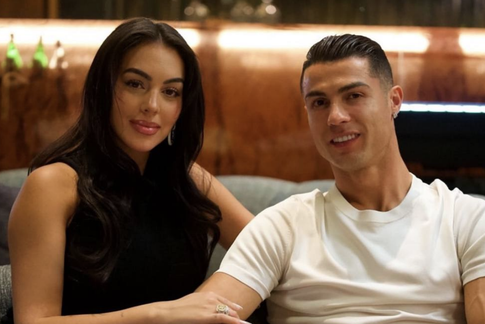 Джорджина не могла отказать: сколько Роналду заплатил за обручальное кольцо