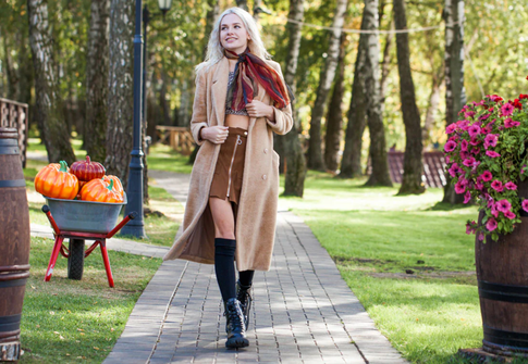 Гольфы этой осенью: советы стилиста для смелых и элегантных образов