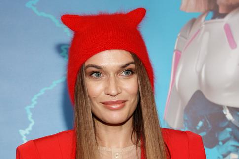 «Голливуд вздрогнул от красоты»: Водонаева вызвала фурор снимками в смелом образе