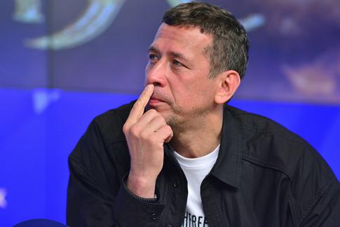 Бывшая жена Мерзликина устроила жаркие танцы в мини