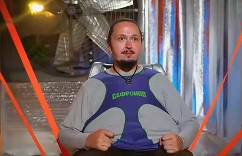 Сын Никаса Сафронова рассказал о конфликте с сыном Децла