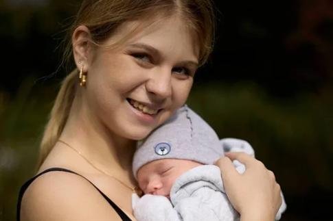 «До сих пор не могу осознать, что больше не беременна»: Александра Трусова показала сына, которому исполнился месяц