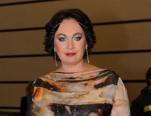 «Ирина Шейк?»: Гузеева взбудоражила фанатов своим фото в стиле «ню»