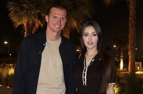 Костенко решилась на повторную пластику: грудь за 2 млн «слиплась» после родов