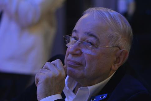 «Трагедия пронзила мне сердце»: Петросян отреагировал на смерть Кеосаяна