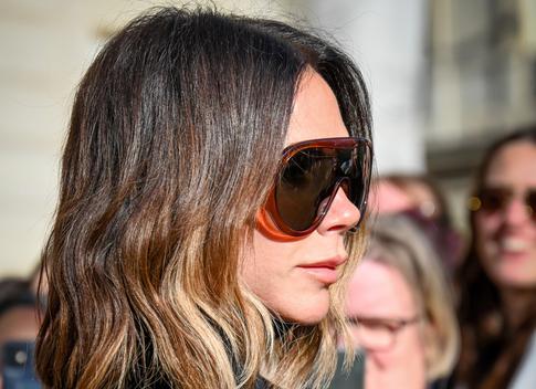 «Это разбивает ей сердце»: Виктория Бекхэм поделилась своими страхами насчет старшего сына