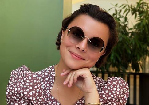 «На вас похожа»: Брухунова порадовала фанатов умилительным кадром с дочкой