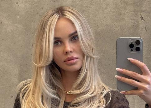 «Не накрашена, а куколка»: Мария Погребняк предстала с обновленной прической