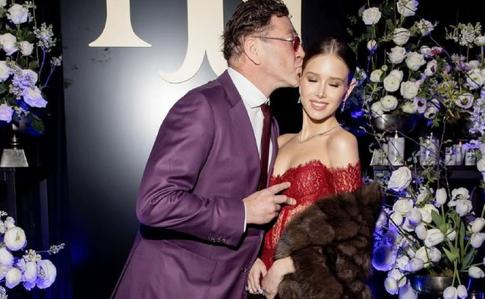 Аврора Киба похвалилась роскошным подарком от Лепса