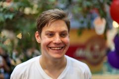 "С Днем Рождения, моя любовь": фото Павла Табакова и его девушки