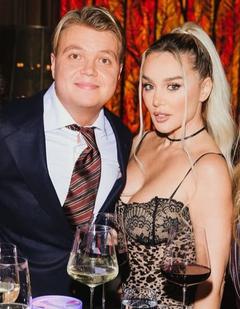 Манящая Седокова, элегантная Арзамасова: селебрити на клубной вечеринке