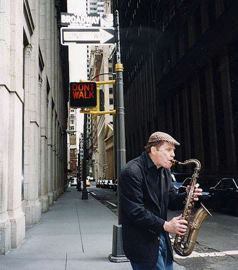 Он любит джаз, играет на саксофоне и иногда даже танцует рок-н-ролл.