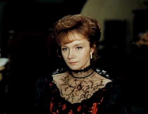 В третьей части киносаги о похождениях Шерлока Холмса удалось собрать самых ярких актеров того времени – от Ирины Купченко до Евгения Стеблова. Работать было сложно, но интересно.