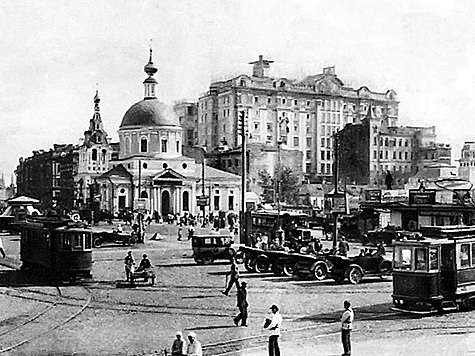 Главный небоскреб старой Москвы.