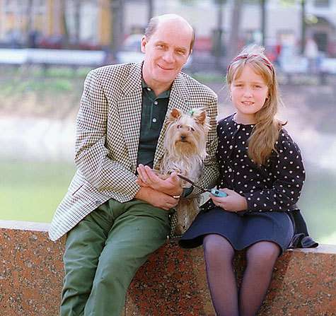 Младшую дочь Филиппенко назвали Сашей в честь отца. 1996 год.
