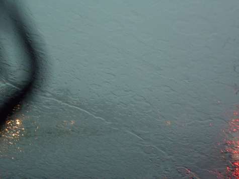 Сюжет фильма охватывает жизнь героев со времен Гражданской войны и до семидесятых годов. Чтобы омолодить сорокалетнего Юматова и превратить его в восемнадцатилетнего парня, актеру по контуру лица приклеивали ленту и затягивали ее под париком или фуражкой.