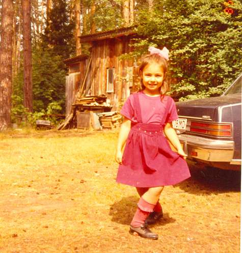 Маленькая Ксюша выглядит ангелочком, однако был случай, когда она довела маму до слез.